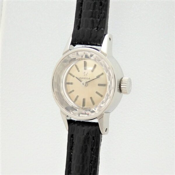 OMEGA　カットガラス　レディース　511.166　Cal.484