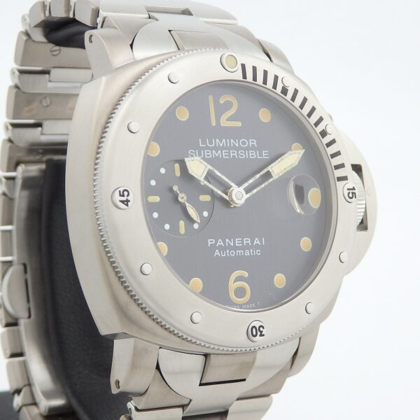 PANERAI　サブマーシブル　PAM00106　Ｅ番　500本限定 - 画像 (3)